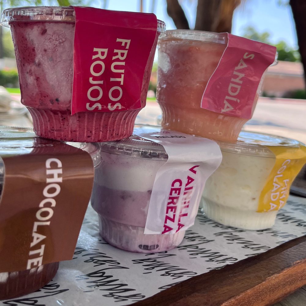 Sorbetes y helados de Larina: frutos rojos, sandía, chocolate, vainilla cereza y piña colada